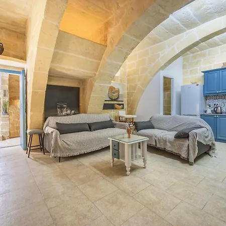 3 - Family X 3 By Solea 3* Għarb