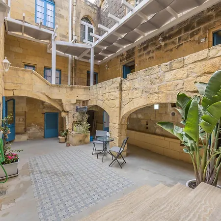 Vendégház 3 - Family X 3 By Solea Għarb